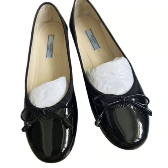 Prada Black Patent Leather Flats - Picture 2 of 8